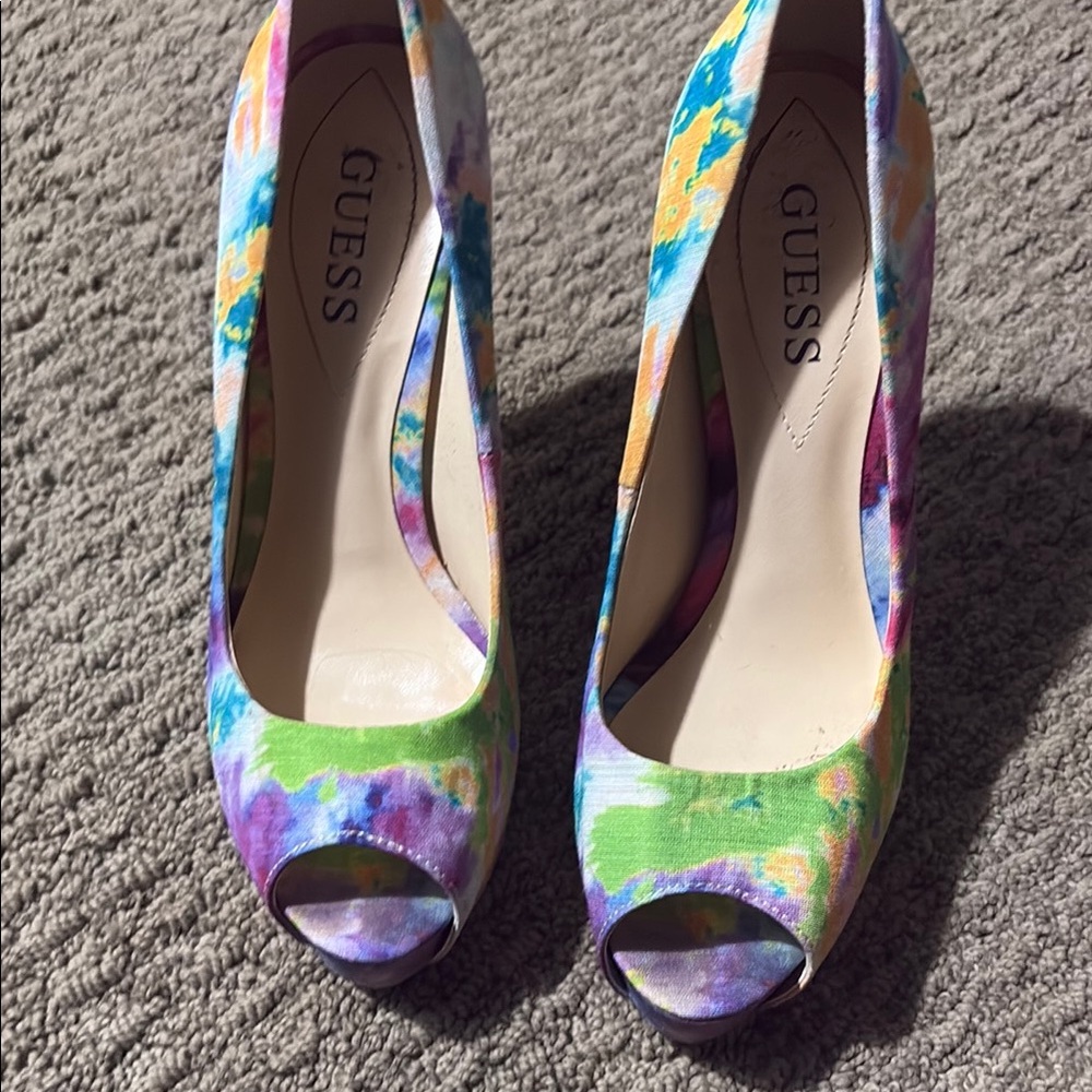 GUESS Women's Multicolor Peep Toe Heels